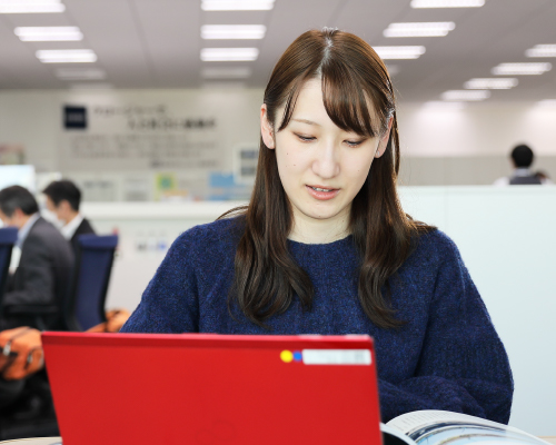 人事部 M・O